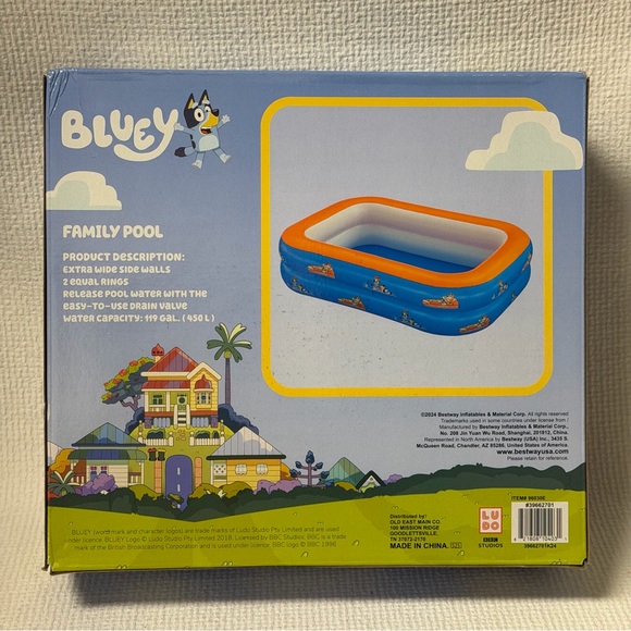 Bluey Inflatable Family Play Pool - Picture 2 of 10